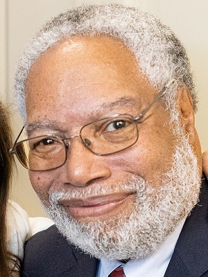 Lonnie Bunch